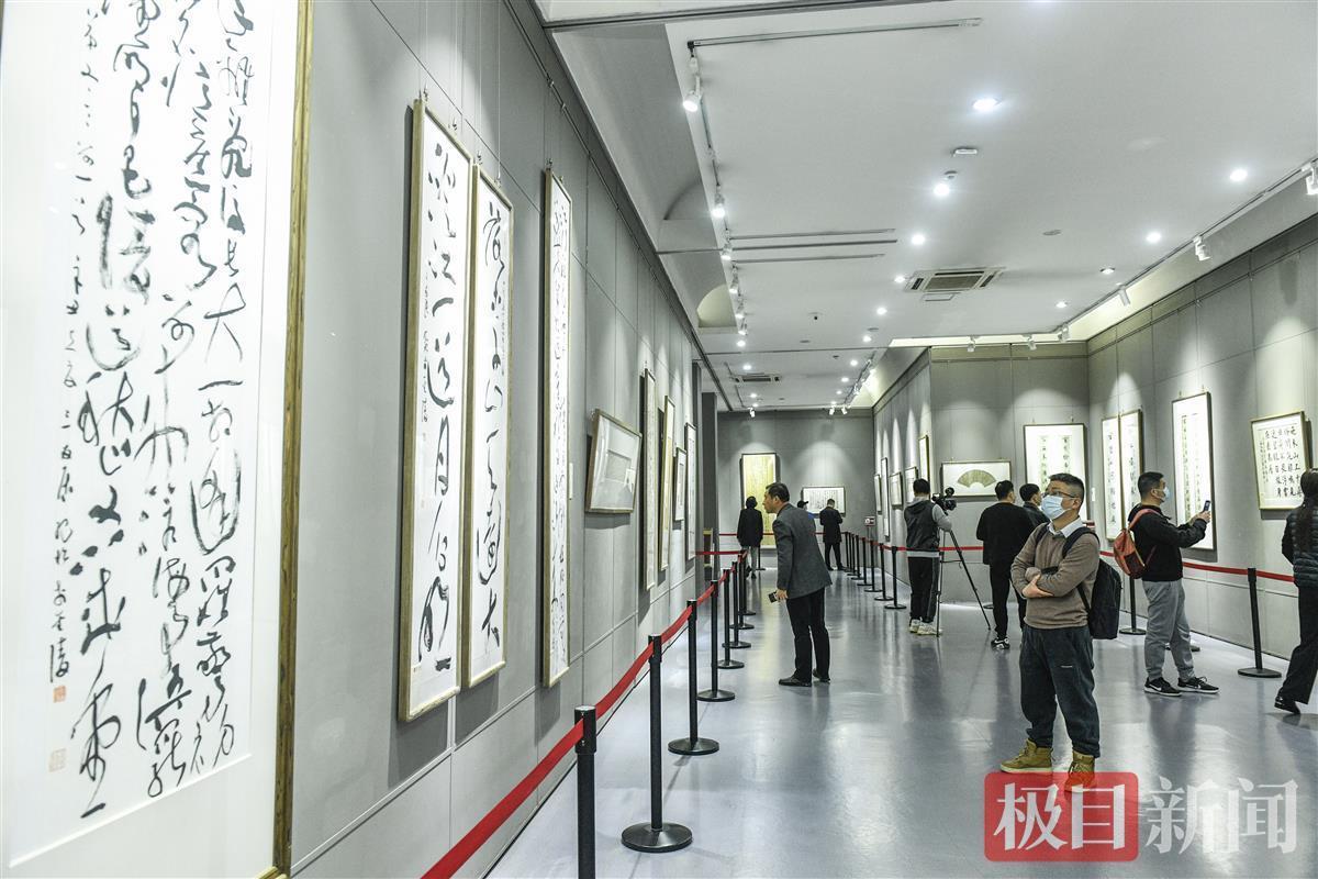 龙开胜新作书法展